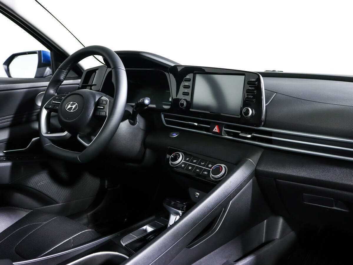 Hyundai Elantra, 2022 Фото №7
