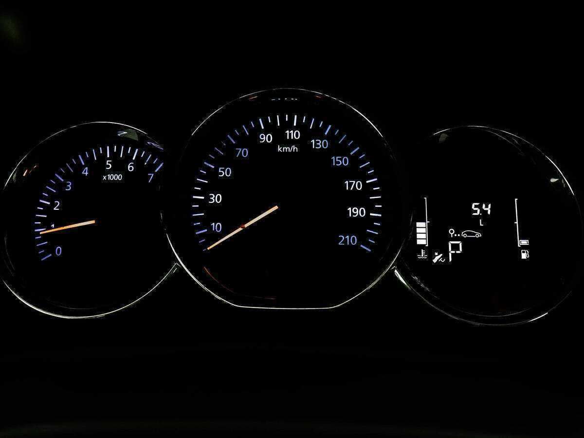 Renault Logan, 2020 Фото №11