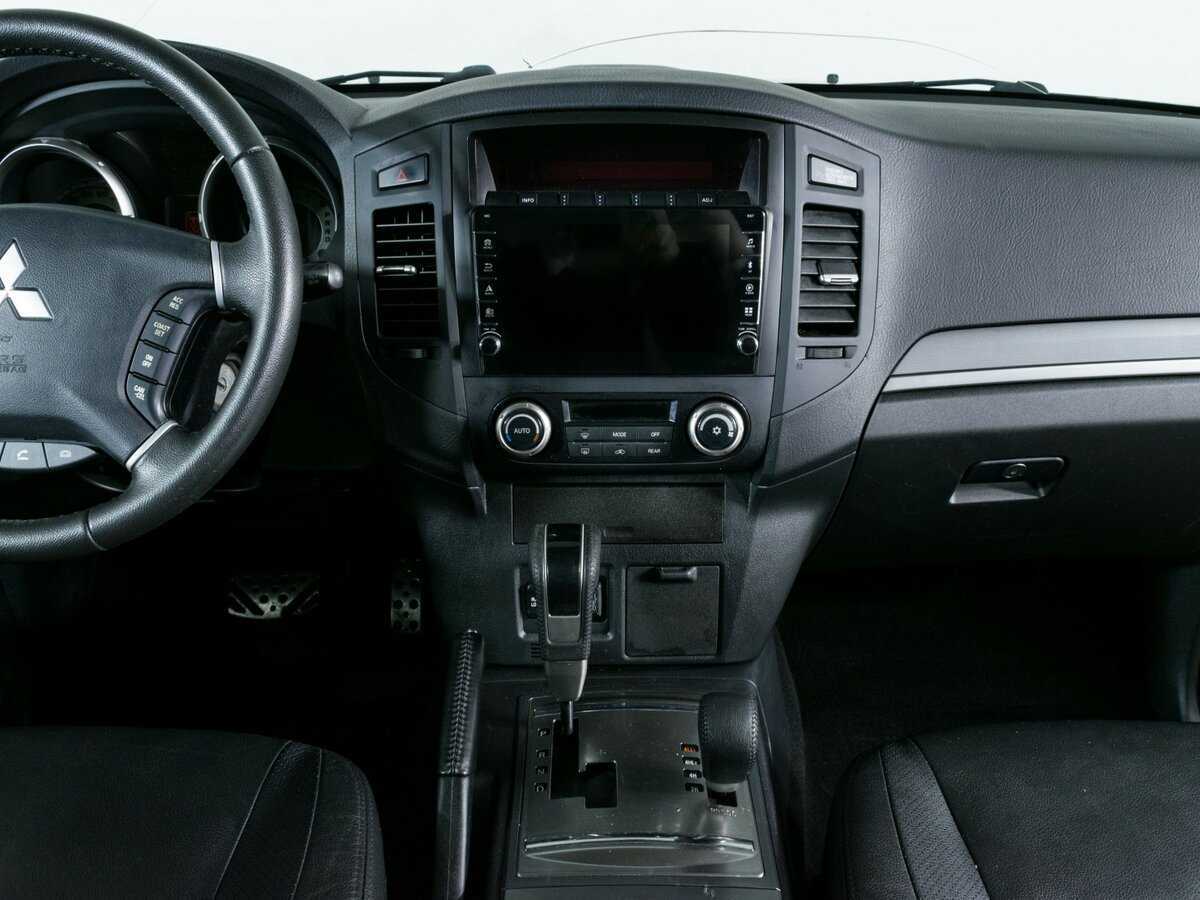 Mitsubishi Pajero, 2013 Фото №8