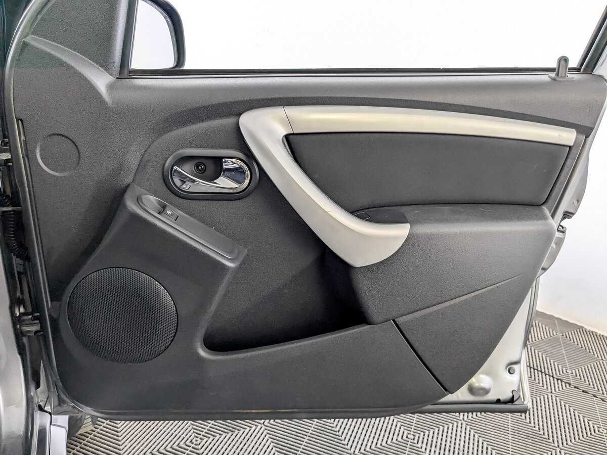 Nissan Terrano, 2020 Фото №21