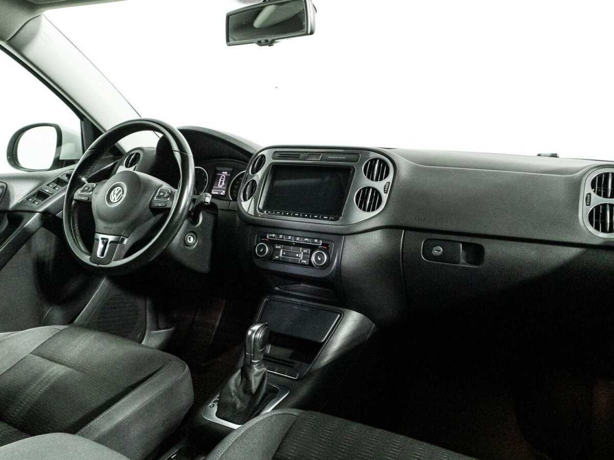 Volkswagen Tiguan, 2015 Фото №9