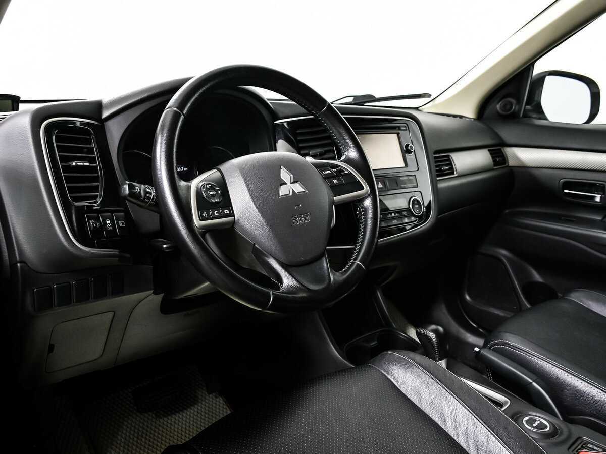 Mitsubishi Outlander, 2015 Фото №12