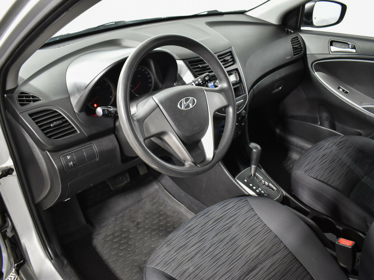 Hyundai Solaris I Рестайлинг, 2015 Фото №9