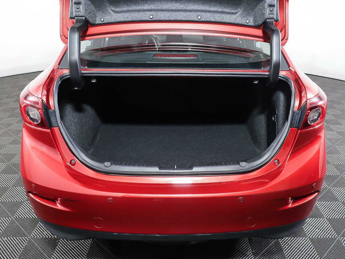 Mazda 3, 2018 Фото №10