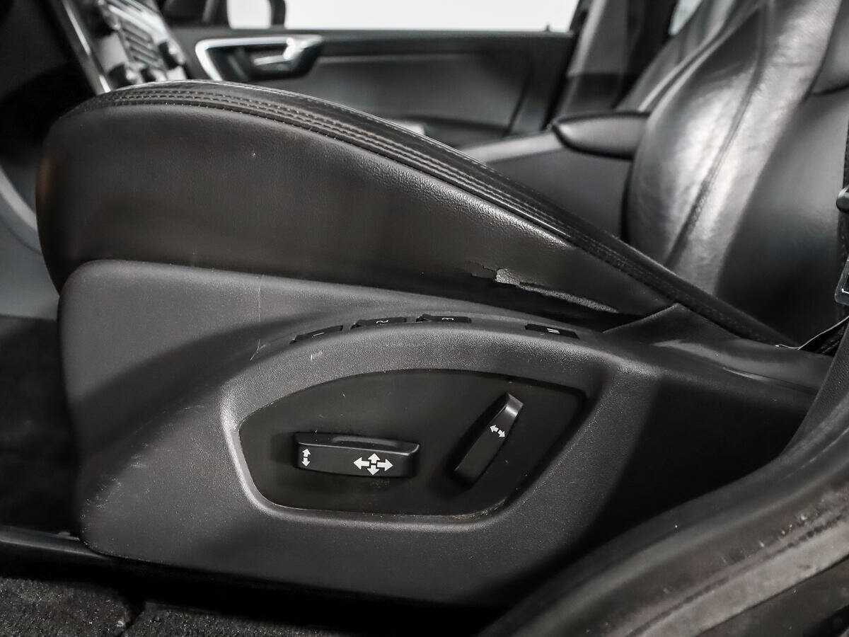 Volvo XC60, 2013 Фото №10