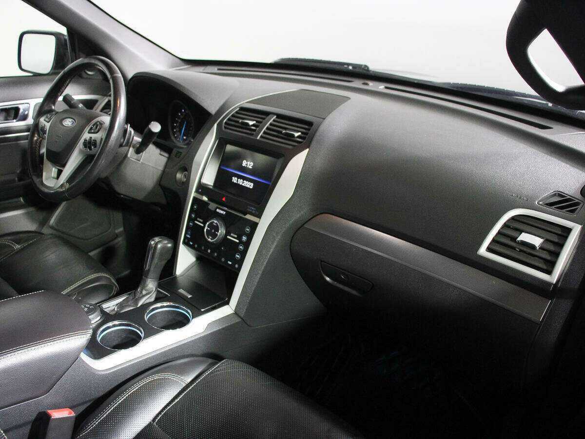 Ford Explorer Sport, 2013 Фото №7