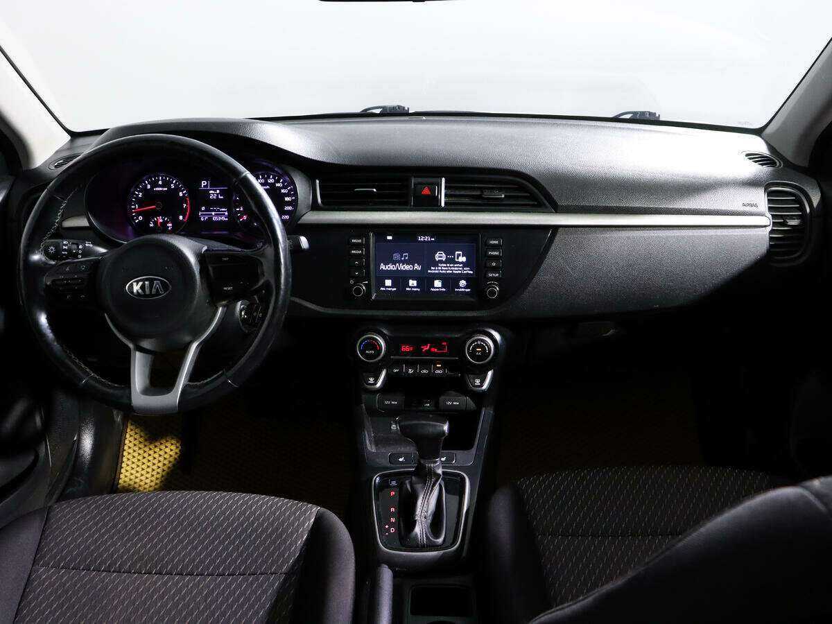 Kia Rio X-Line, 2018 Фото №11