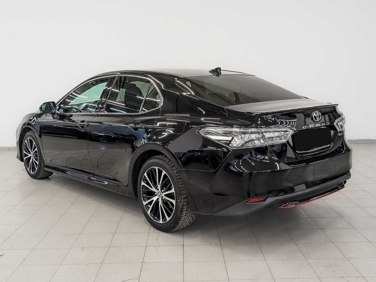 Toyota Camry, 2020 Фото №7