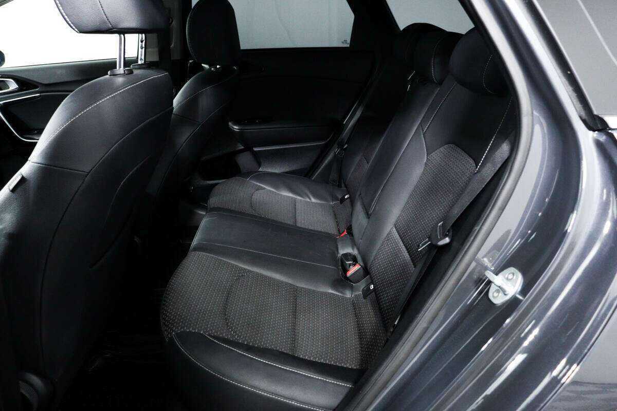 Kia Ceed, 2019 Фото №12