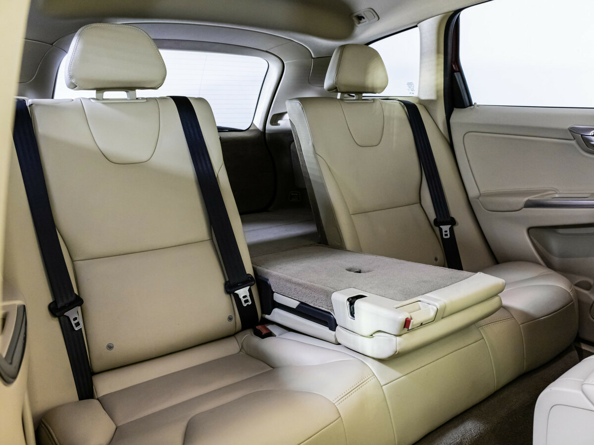 Volvo XC60 I Рестайлинг, 2014 Фото №17