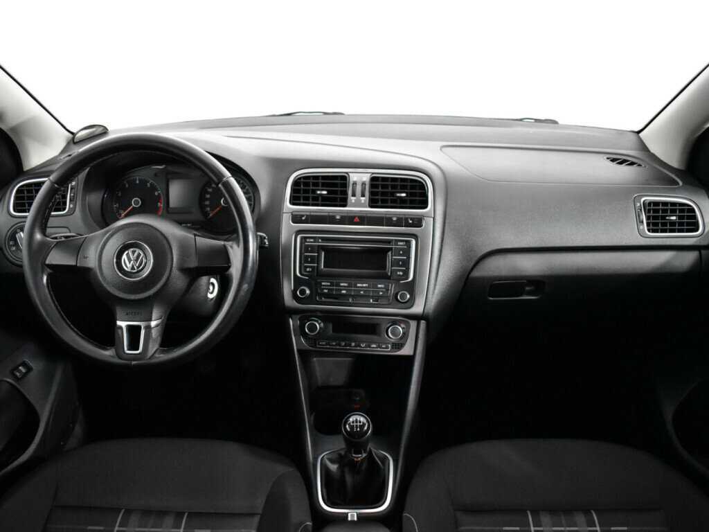 Volkswagen Polo, 2015 Фото №12