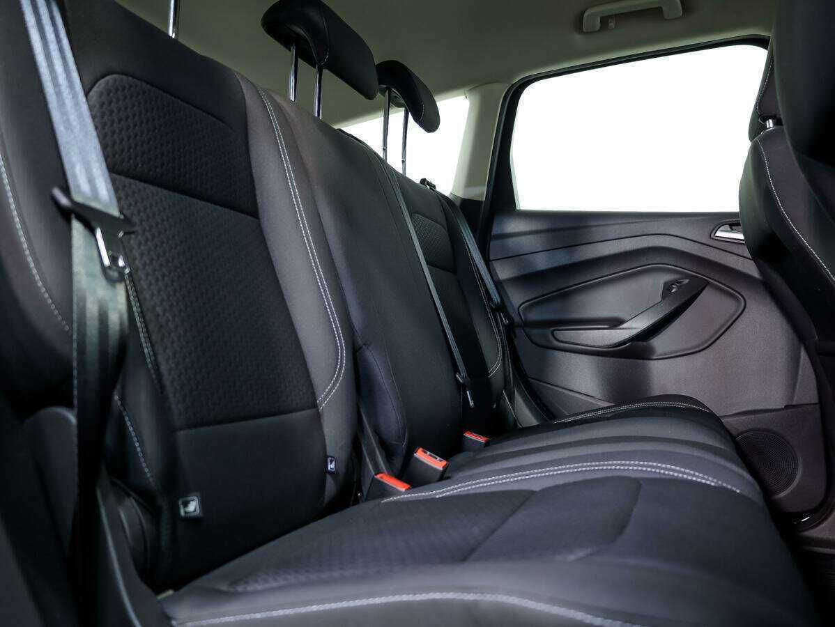 Ford Kuga, 2018 Фото №11