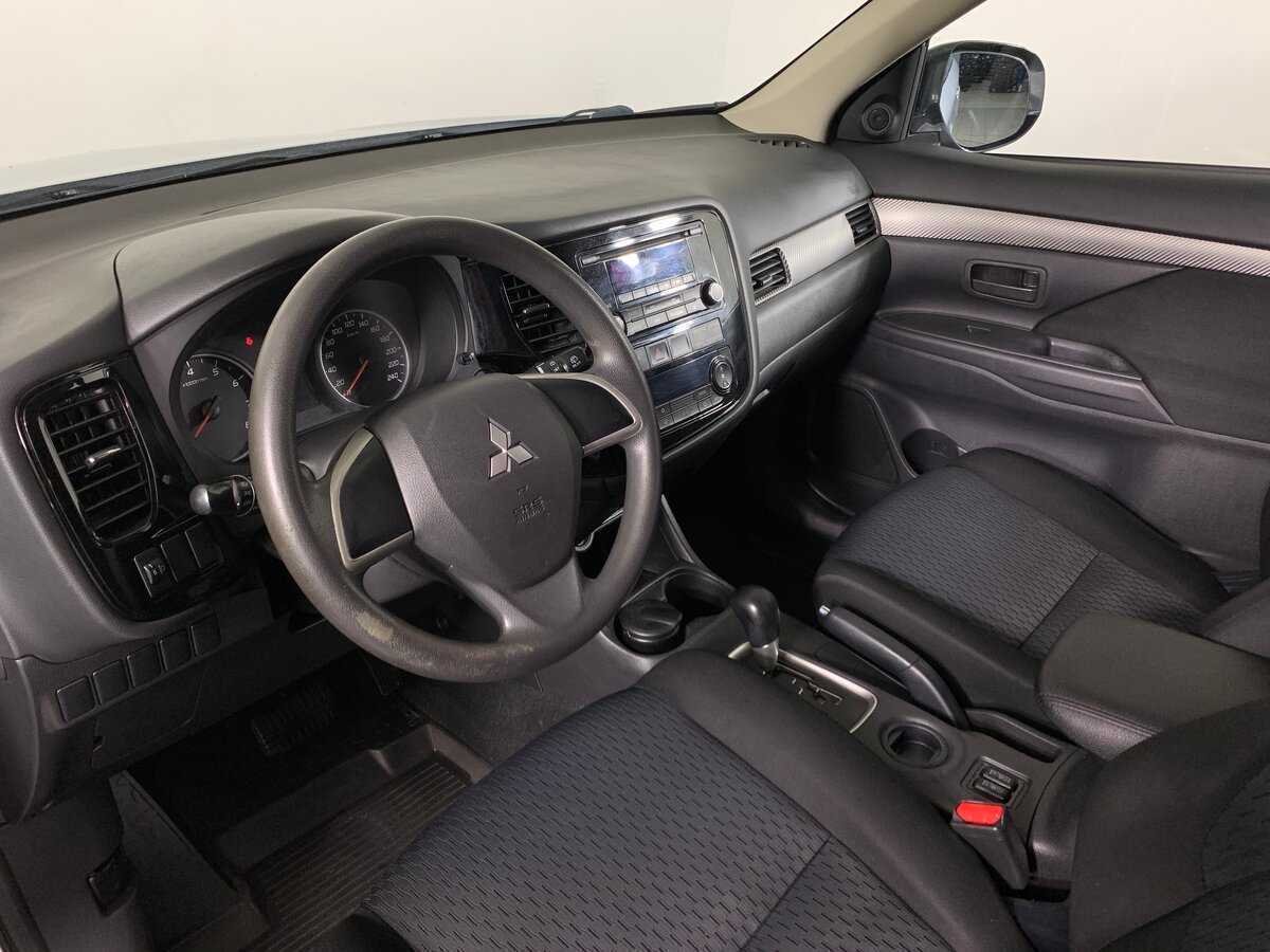 Mitsubishi Outlander, 2013 Фото №12