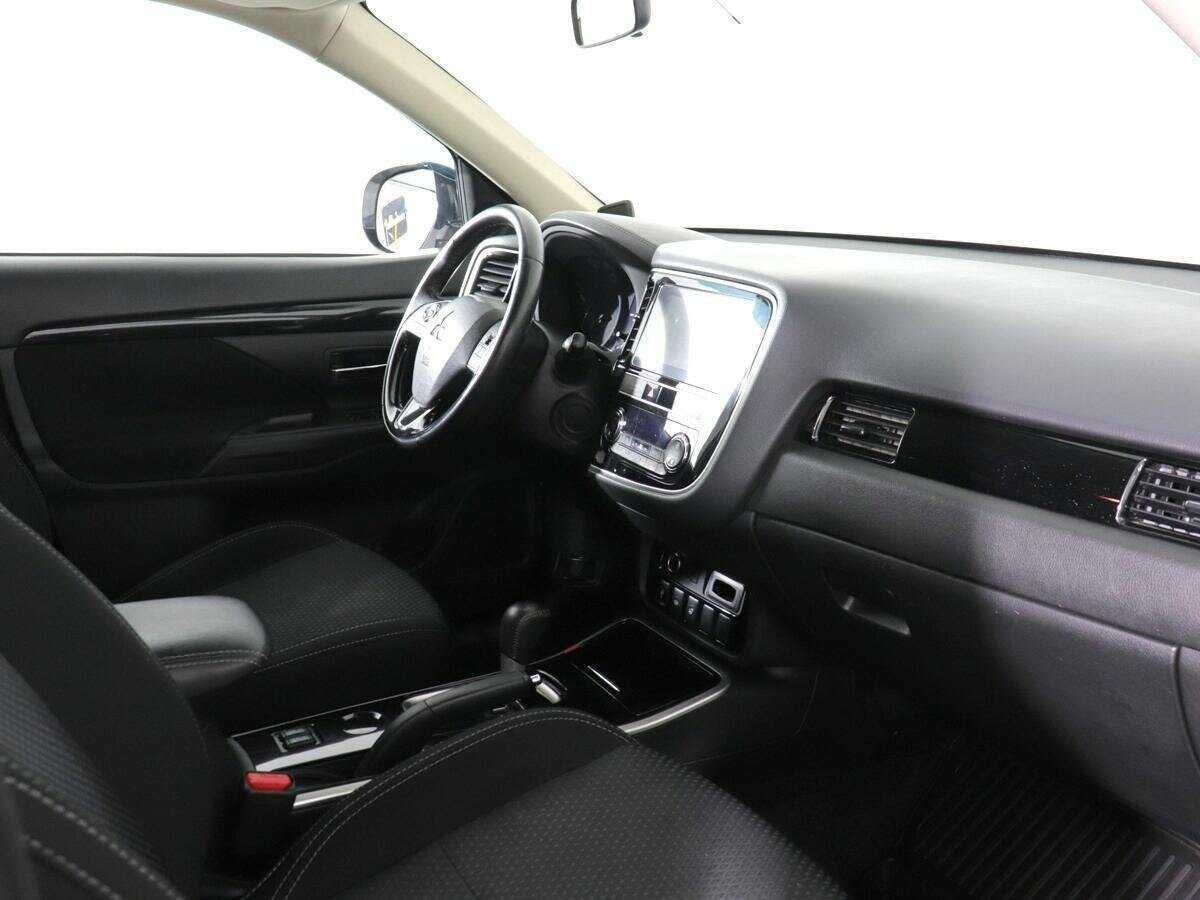 Mitsubishi Outlander, 2019 Фото №9