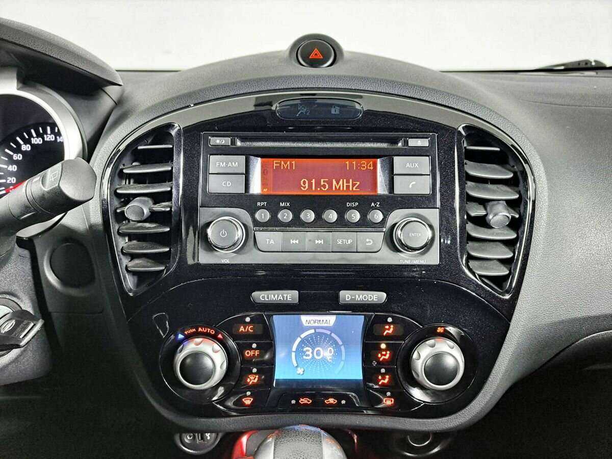 Nissan Juke, 2013 Фото №13