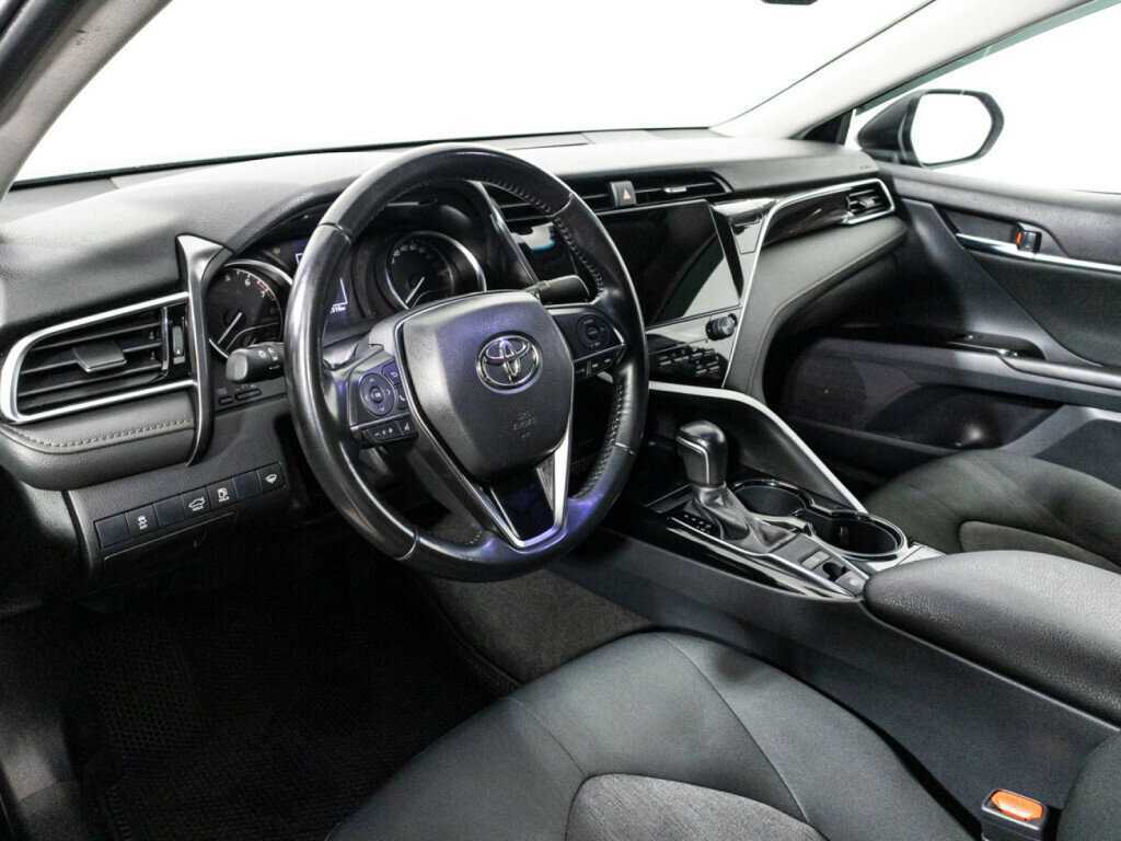 Toyota Camry, 2021 Фото №11