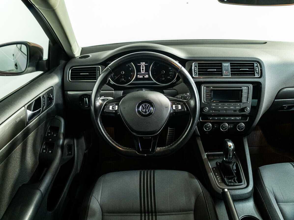 Volkswagen Jetta, 2016 Фото №12