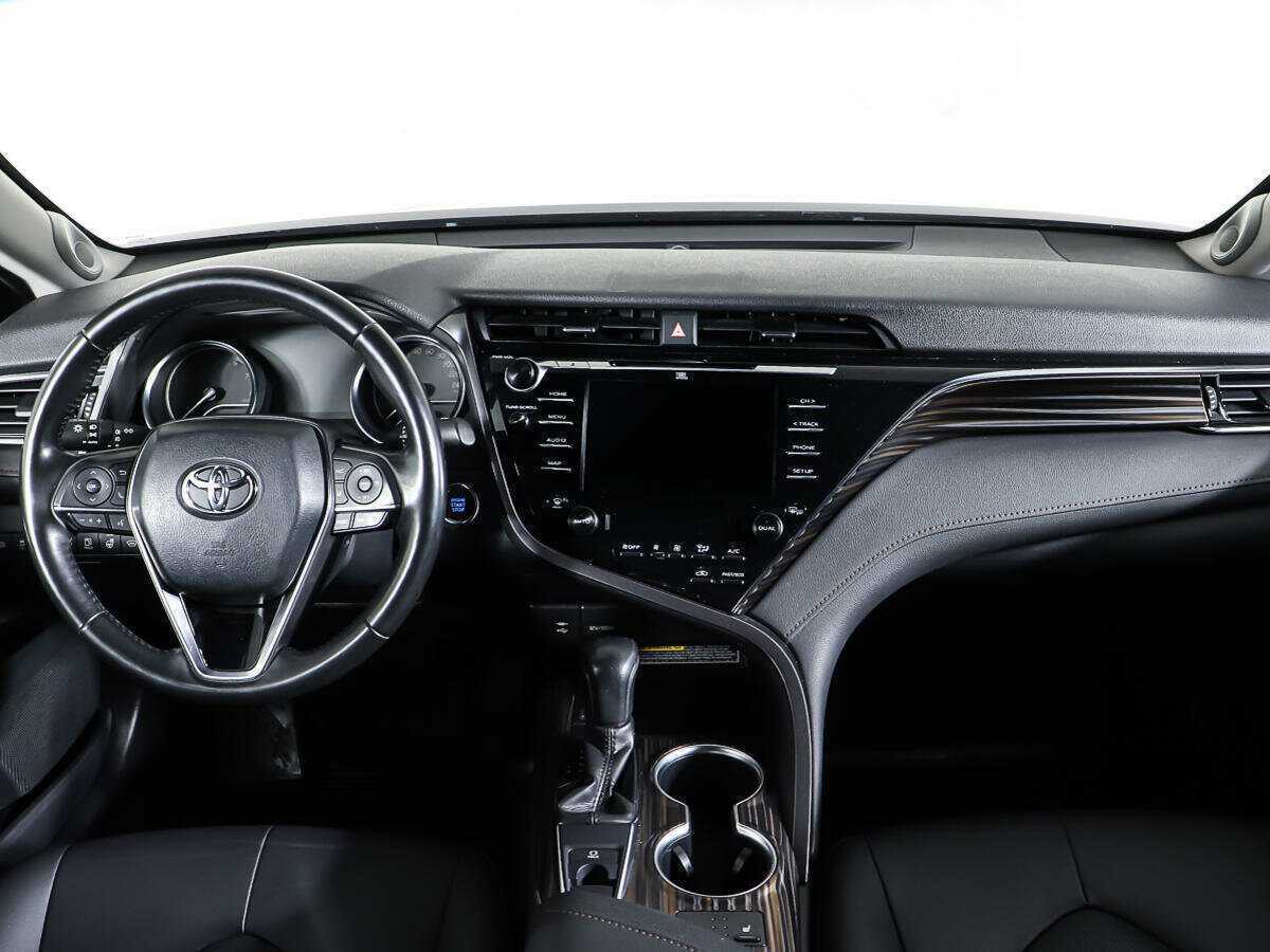 Toyota Camry, 2019 Фото №11