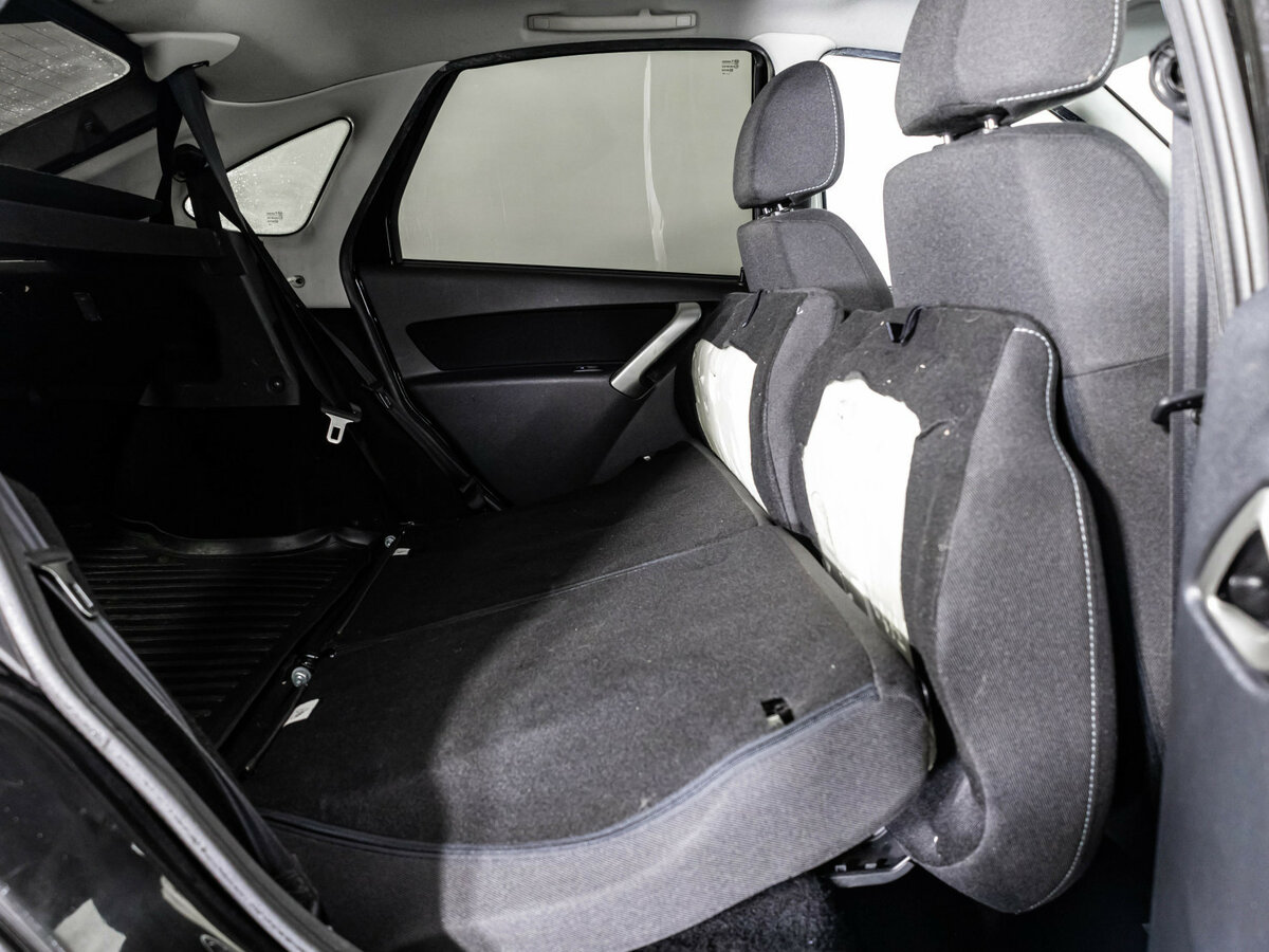 Lada (ВАЗ) Granta I Рестайлинг, 2019 Фото №15