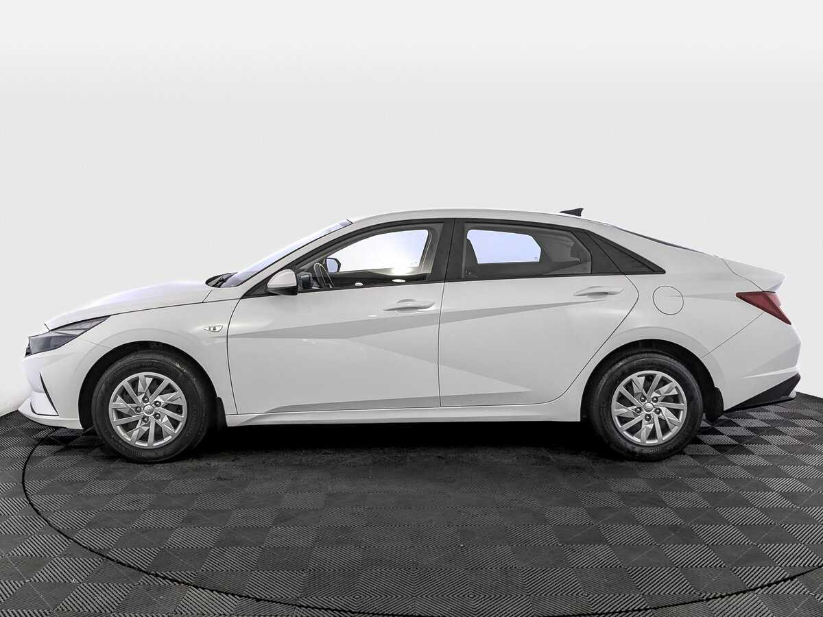 Hyundai Elantra, 2022 Фото №8