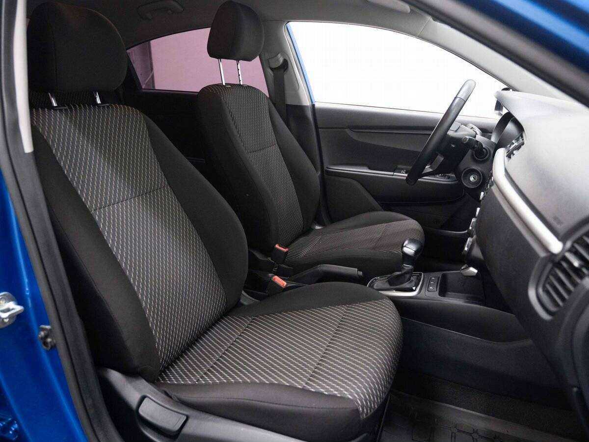 Kia Rio, 2018 Фото №12