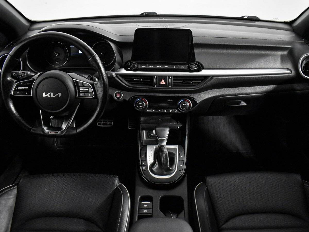 Kia Cerato, 2022 Фото №12