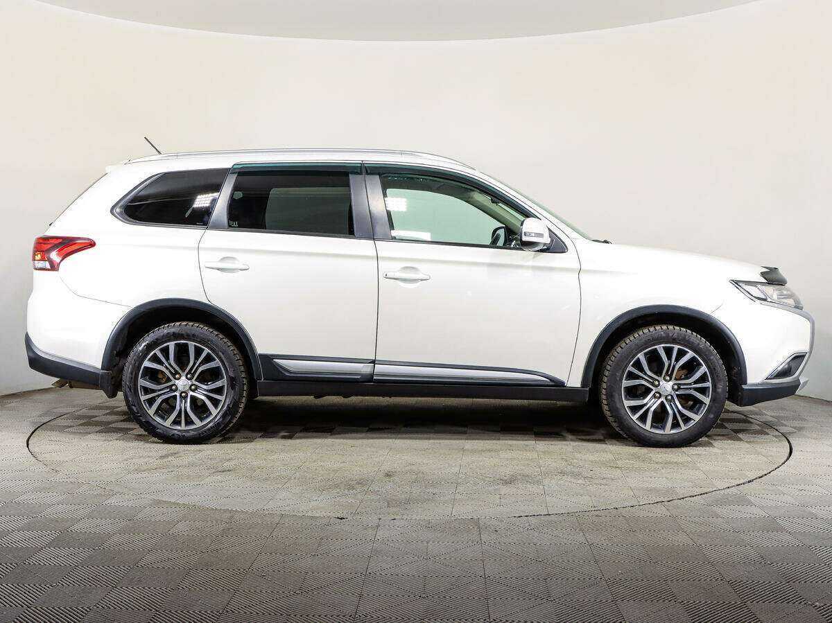 Mitsubishi Outlander, 2015 Фото №4