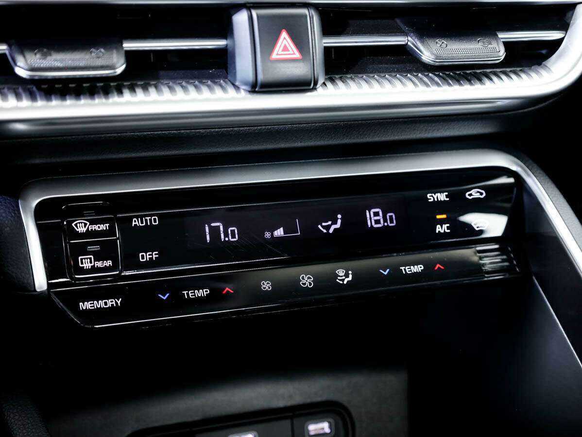 Kia K5, 2022 Фото №15