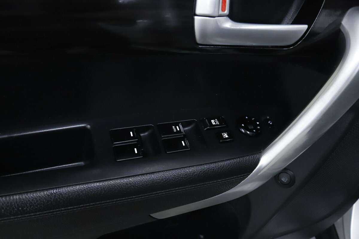 Kia Sorento, 2012 Фото №13