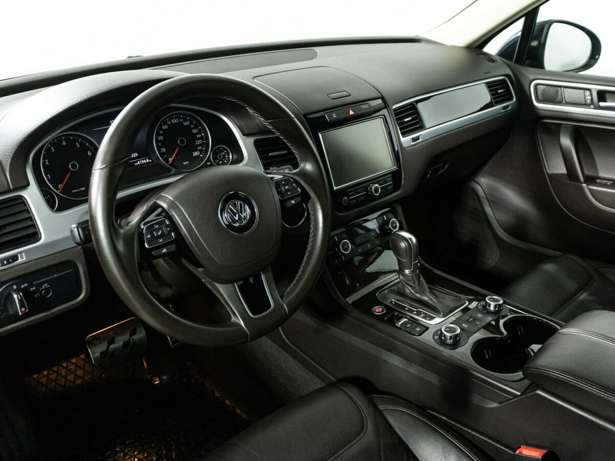 Volkswagen Touareg II, 2014 Фото №9