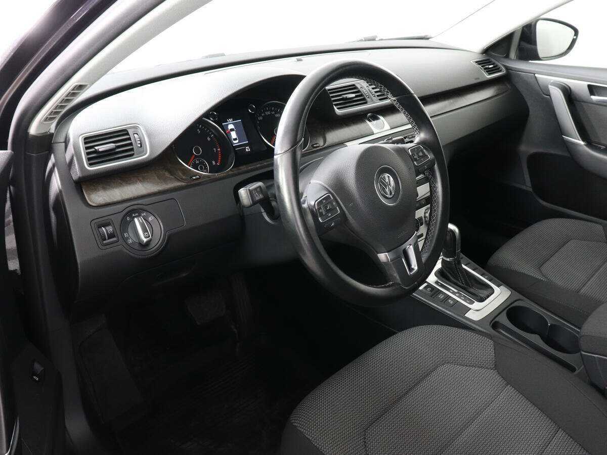 Volkswagen Passat, 2014 Фото №9