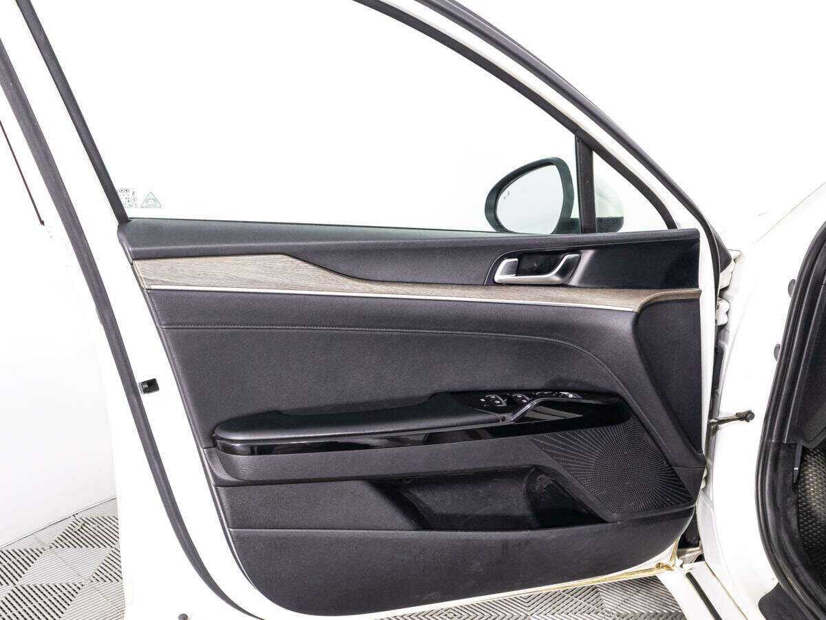 Kia K5, 2020 Фото №24