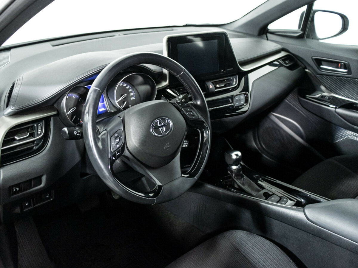 Toyota C-HR I, 2018 Фото №11