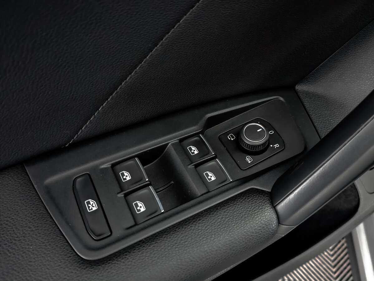 Volkswagen Tiguan, 2020 Фото №24