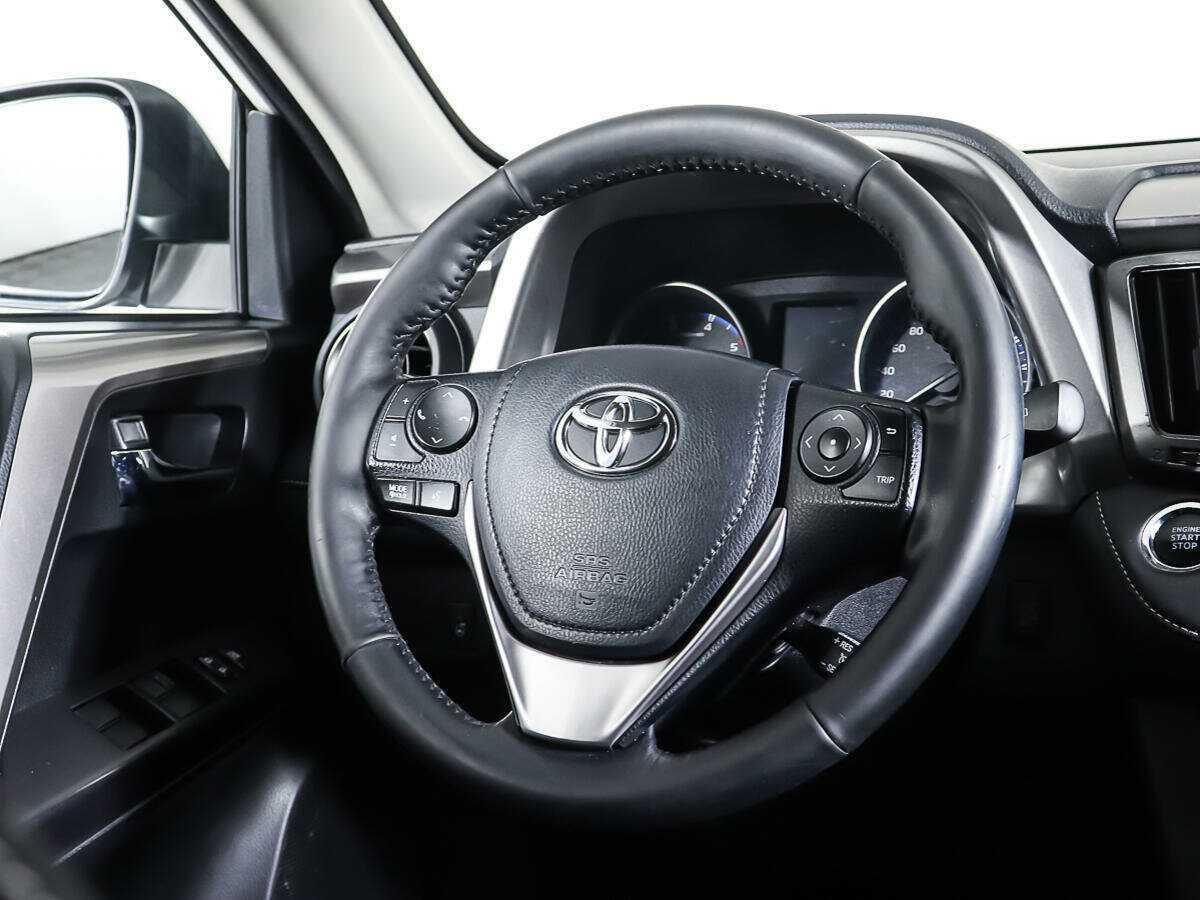 Toyota RAV4, 2017 Фото №15
