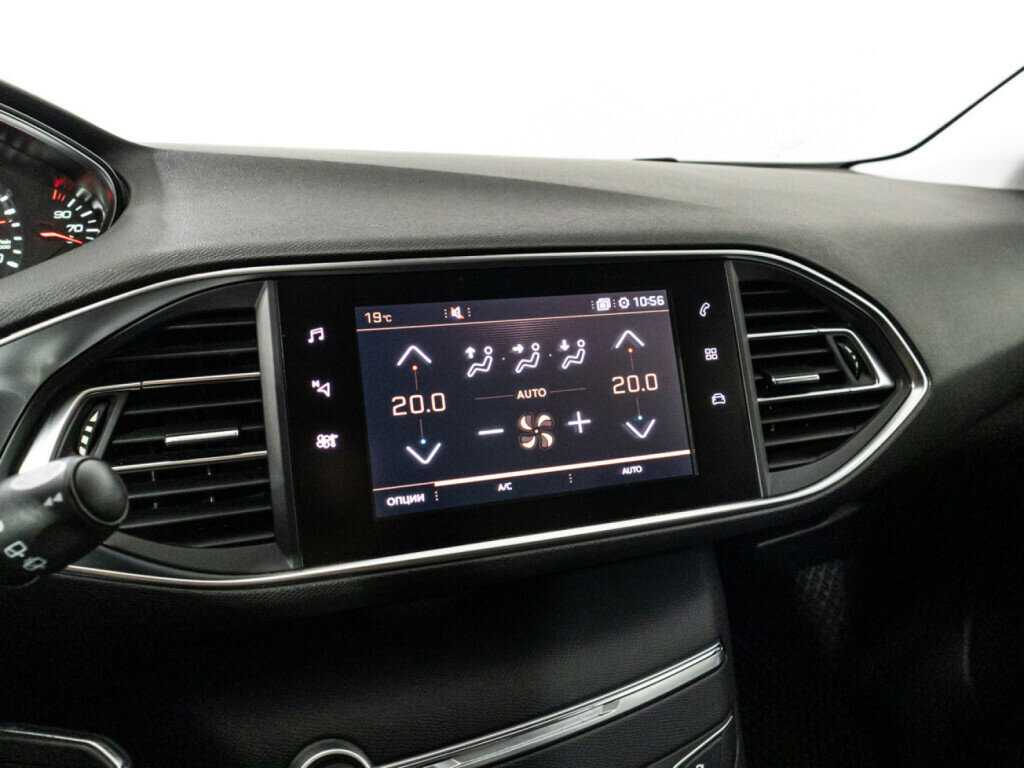 Peugeot 308, 2018 Фото №16