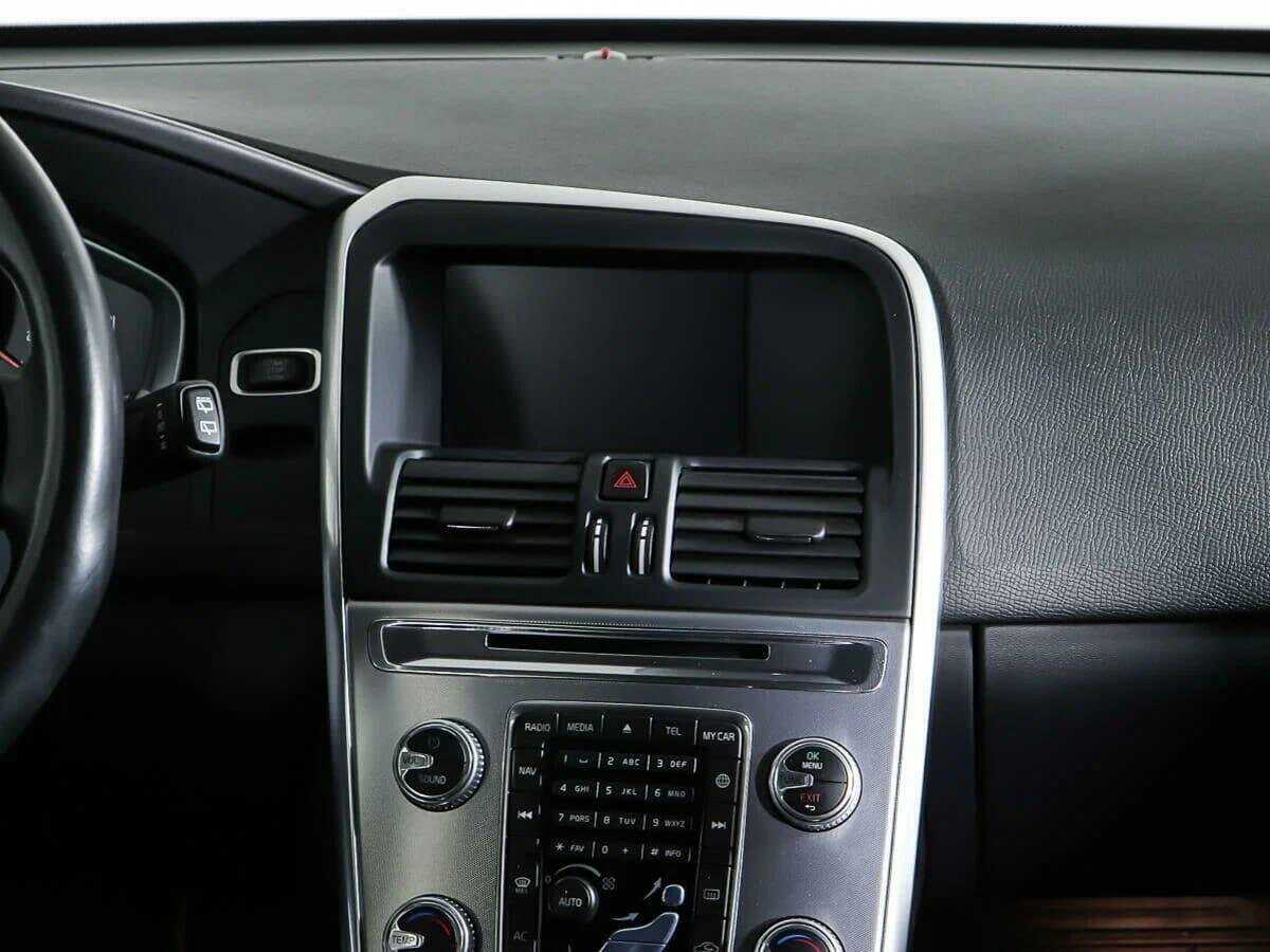 Volvo XC60, 2017 Фото №13