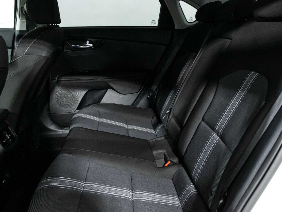 Kia Cerato, 2022 Фото №10