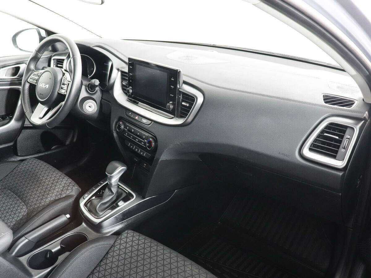 Kia Ceed, 2022 Фото №10