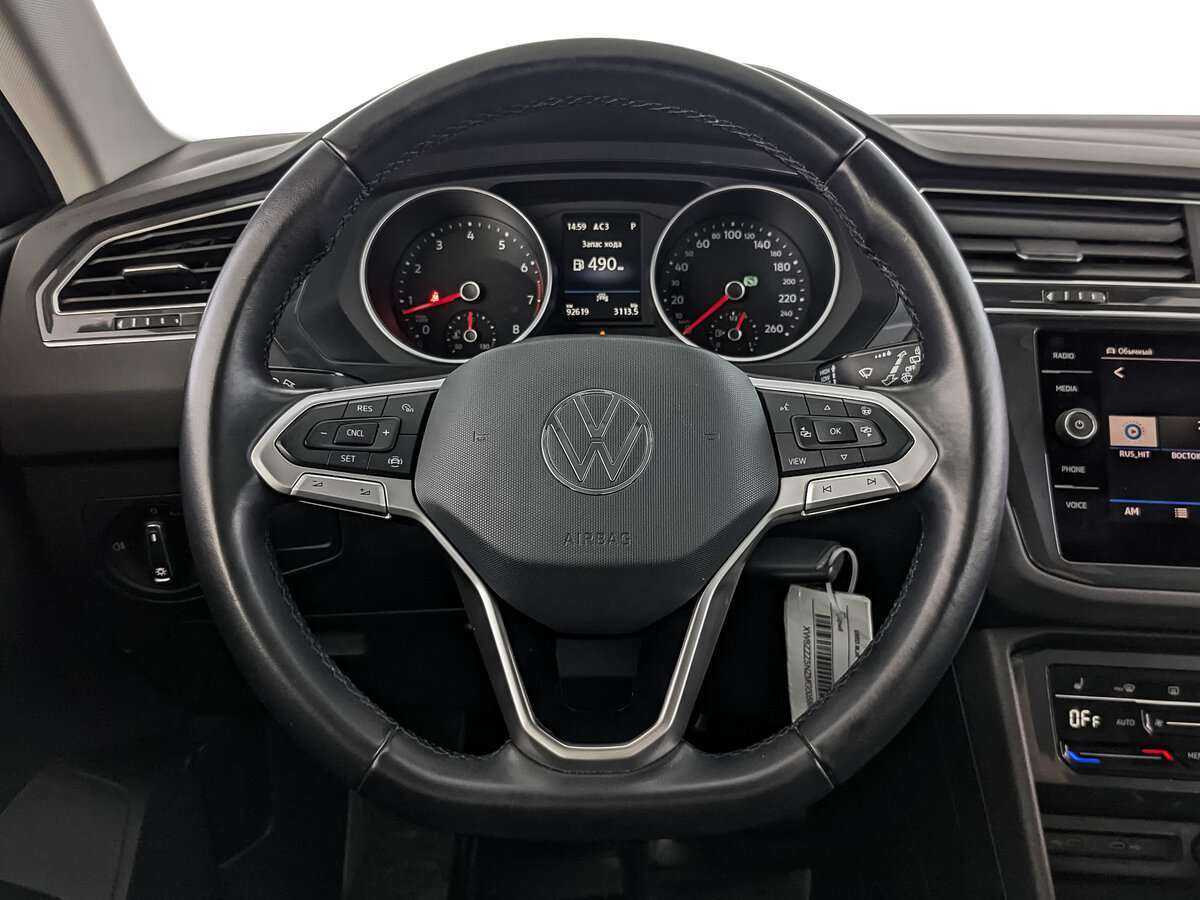Volkswagen Tiguan, 2021 Фото №15