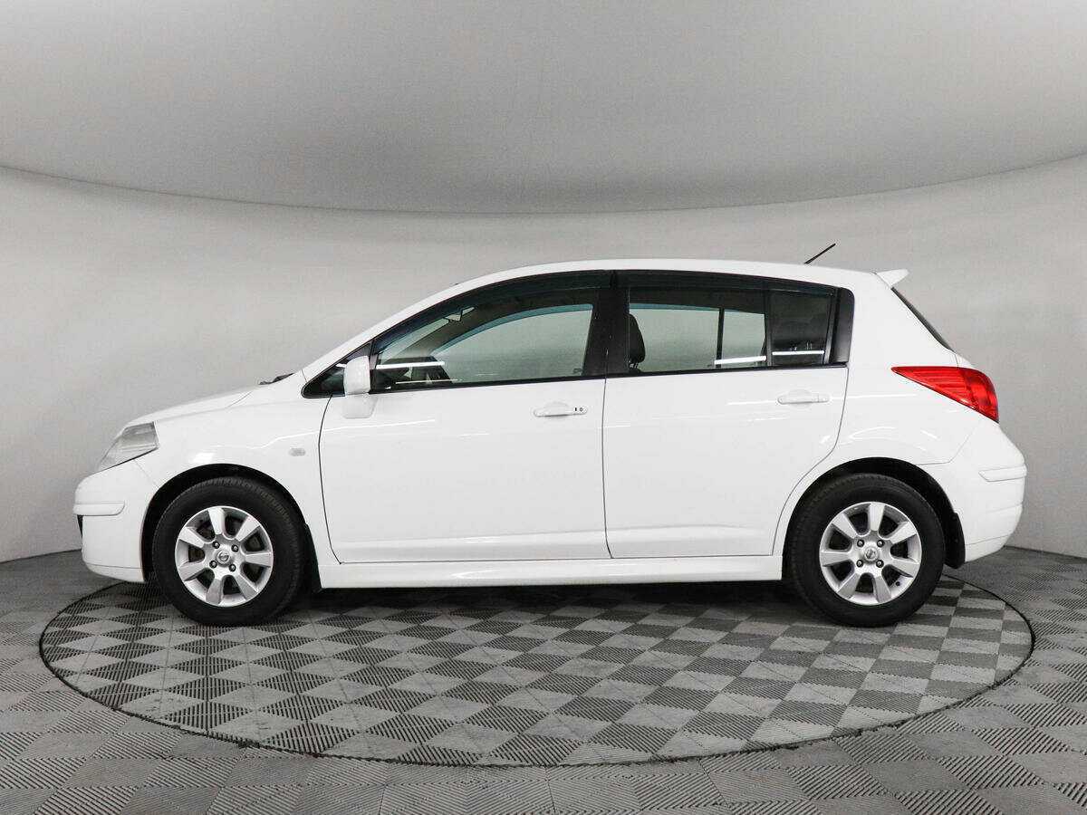 Nissan Tiida, 2013 Фото №8