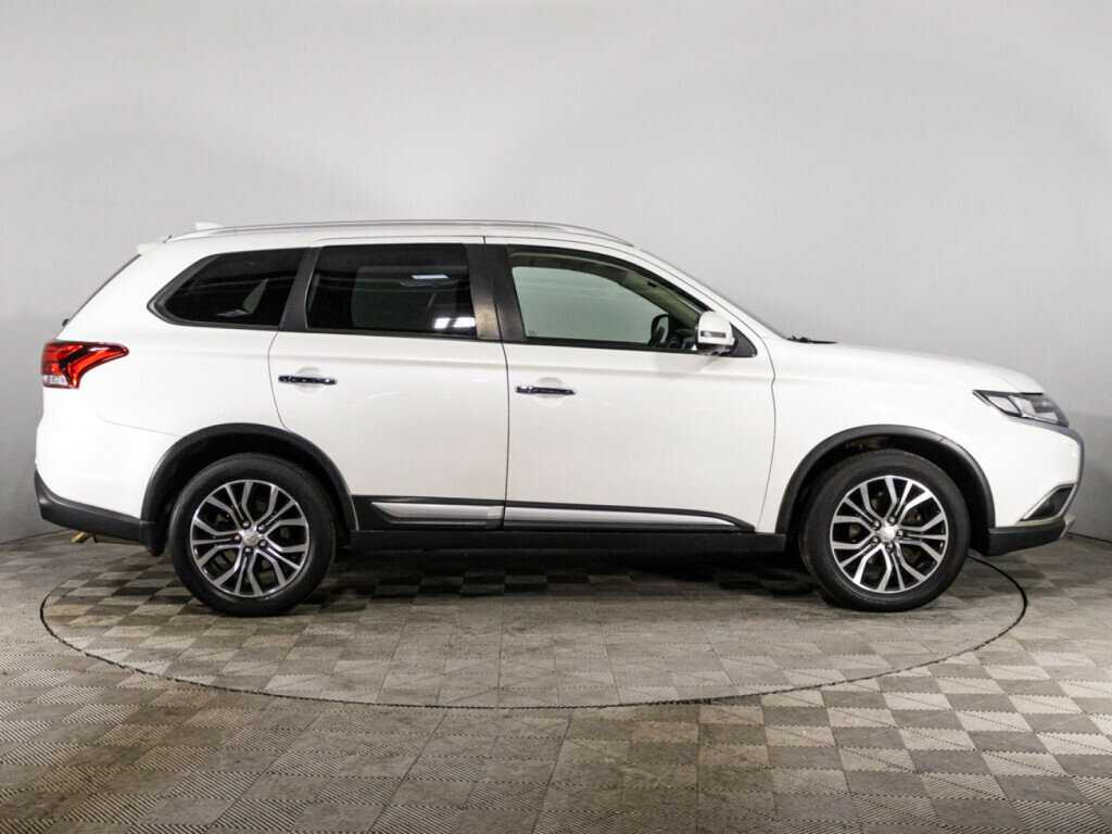 Mitsubishi Outlander, 2018 Фото №4
