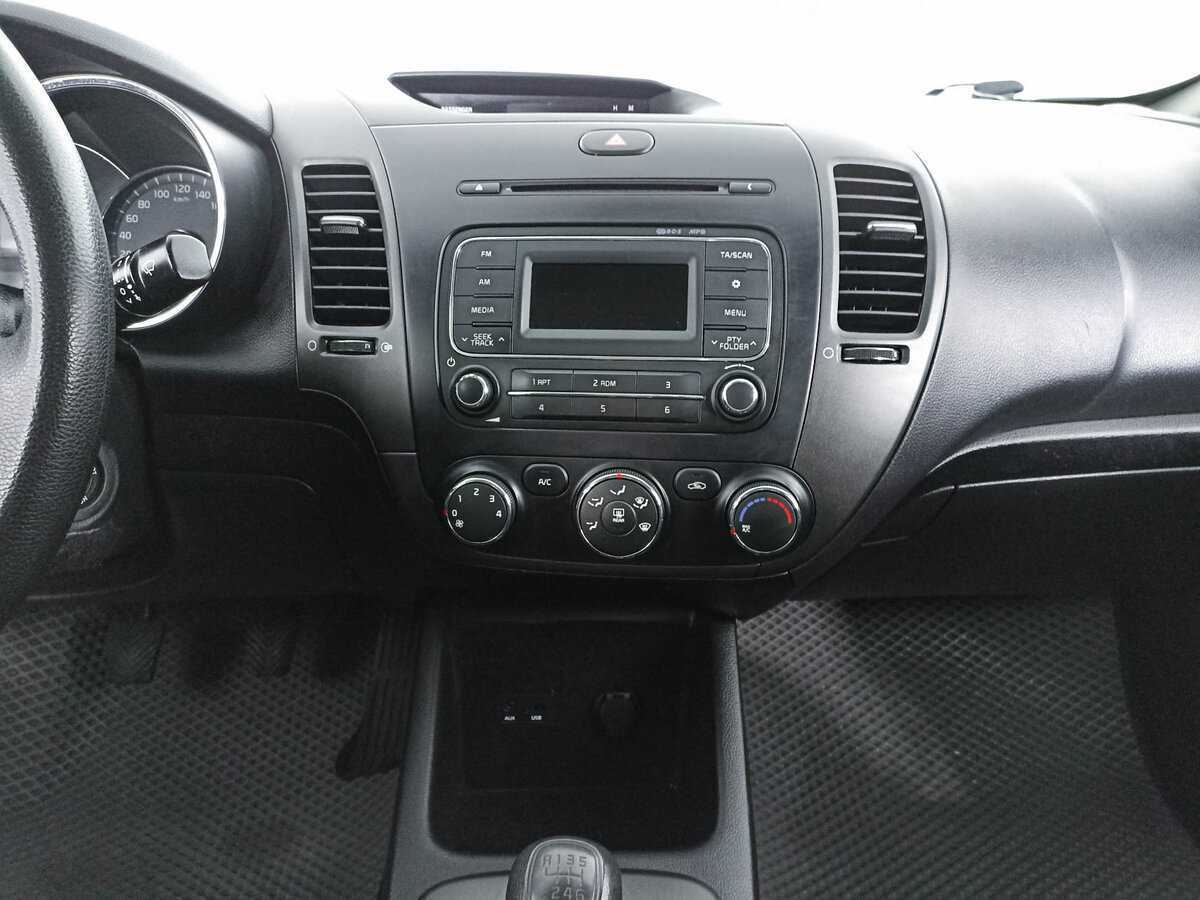 Kia Cerato, 2014 Фото №13