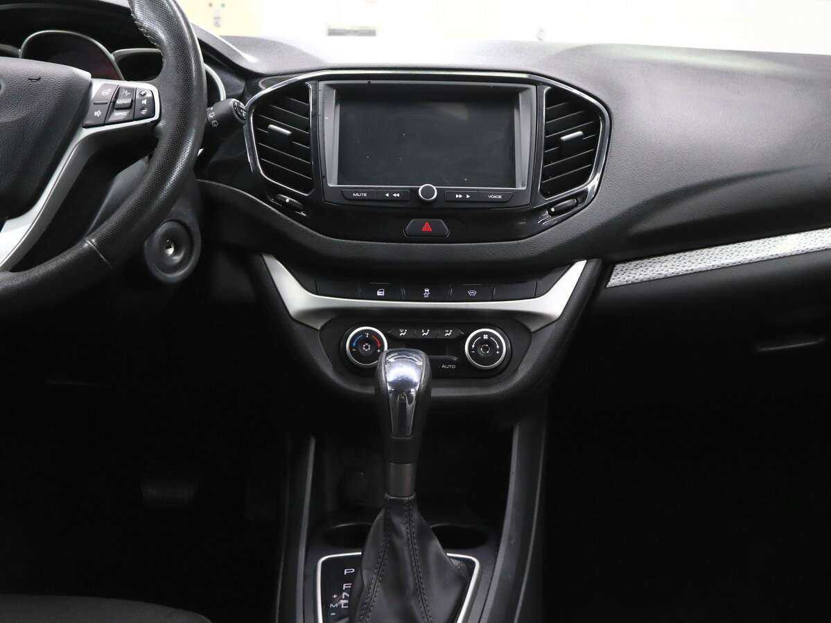 Lada (ВАЗ) Vesta SW, 2021 Фото №16