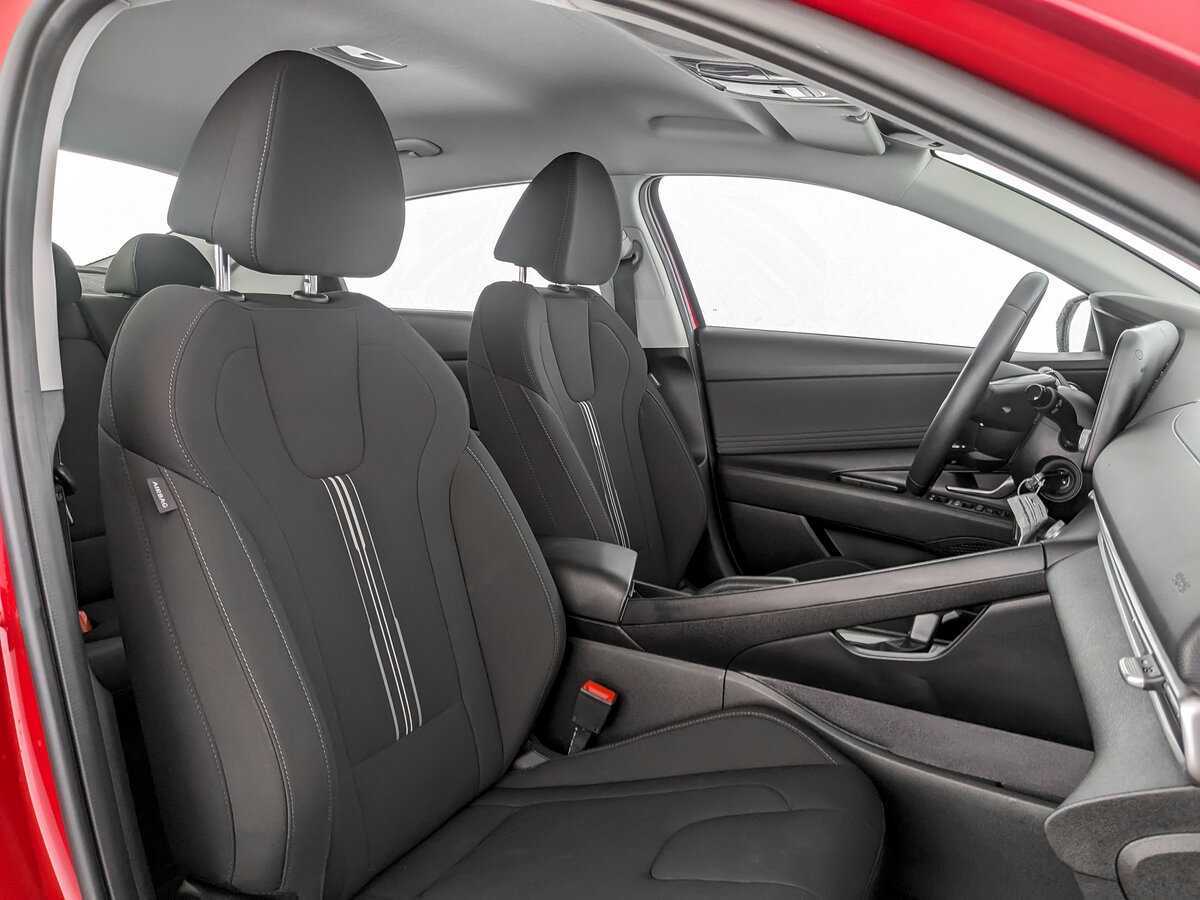 Hyundai Elantra, 2021 Фото №17