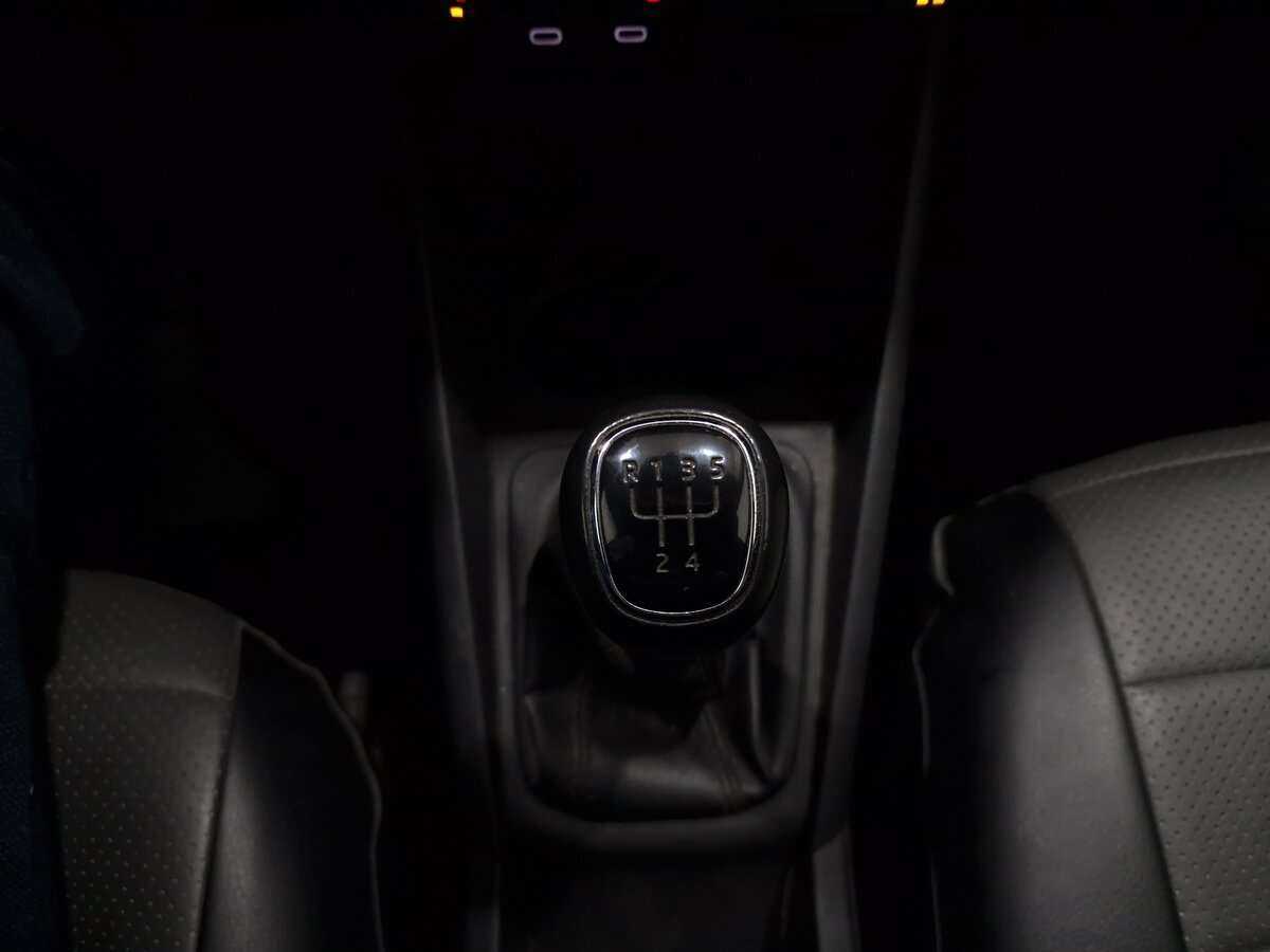 Volkswagen Polo, 2021 Фото №15