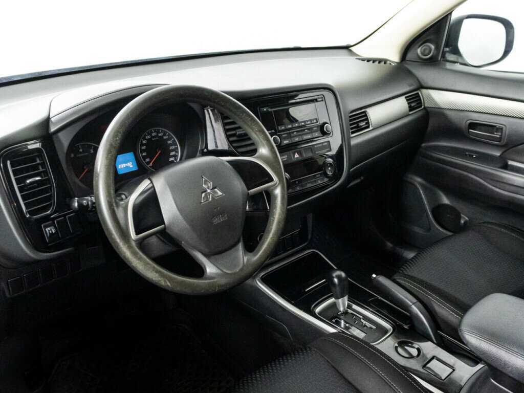 Mitsubishi Outlander, 2018 Фото №9