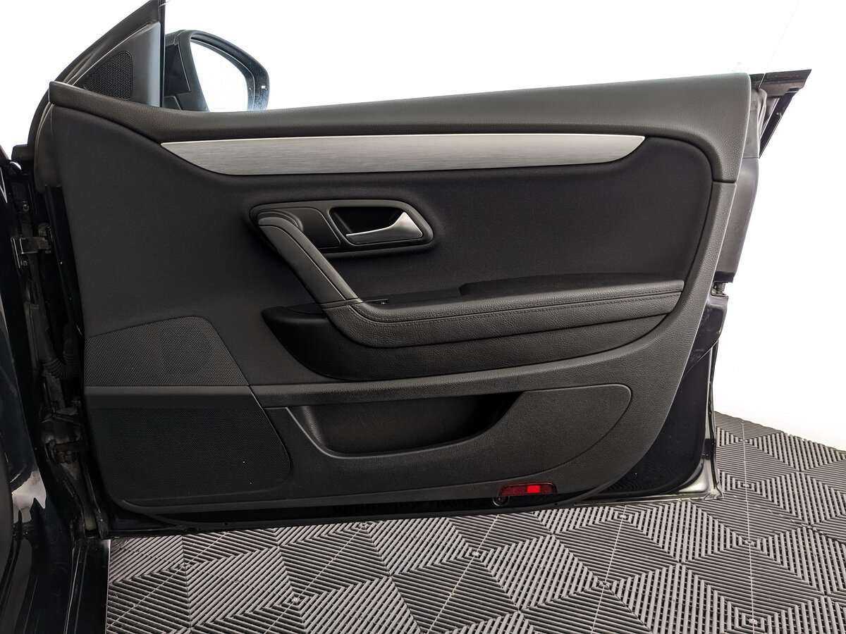 Volkswagen Passat CC, 2012 Фото №21