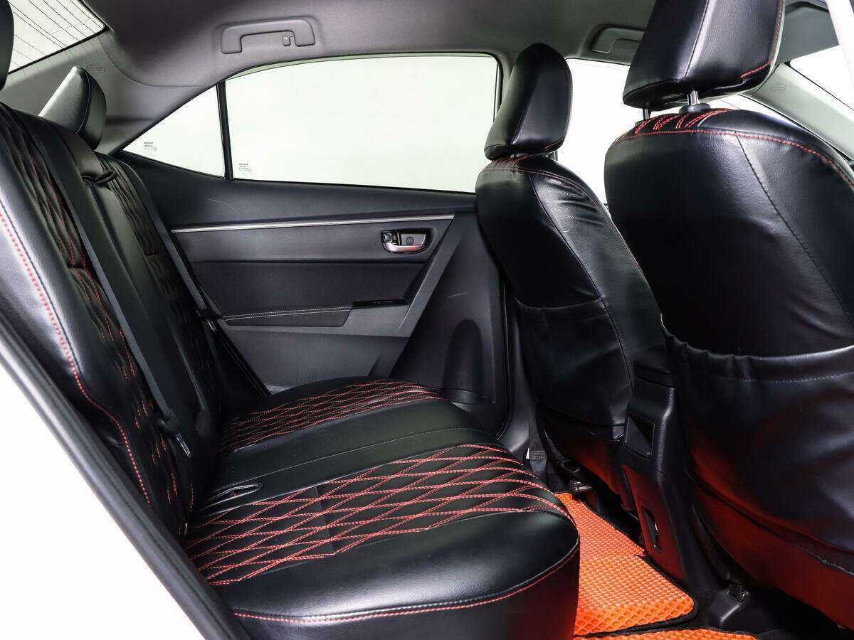 Toyota Corolla, 2018 Фото №15