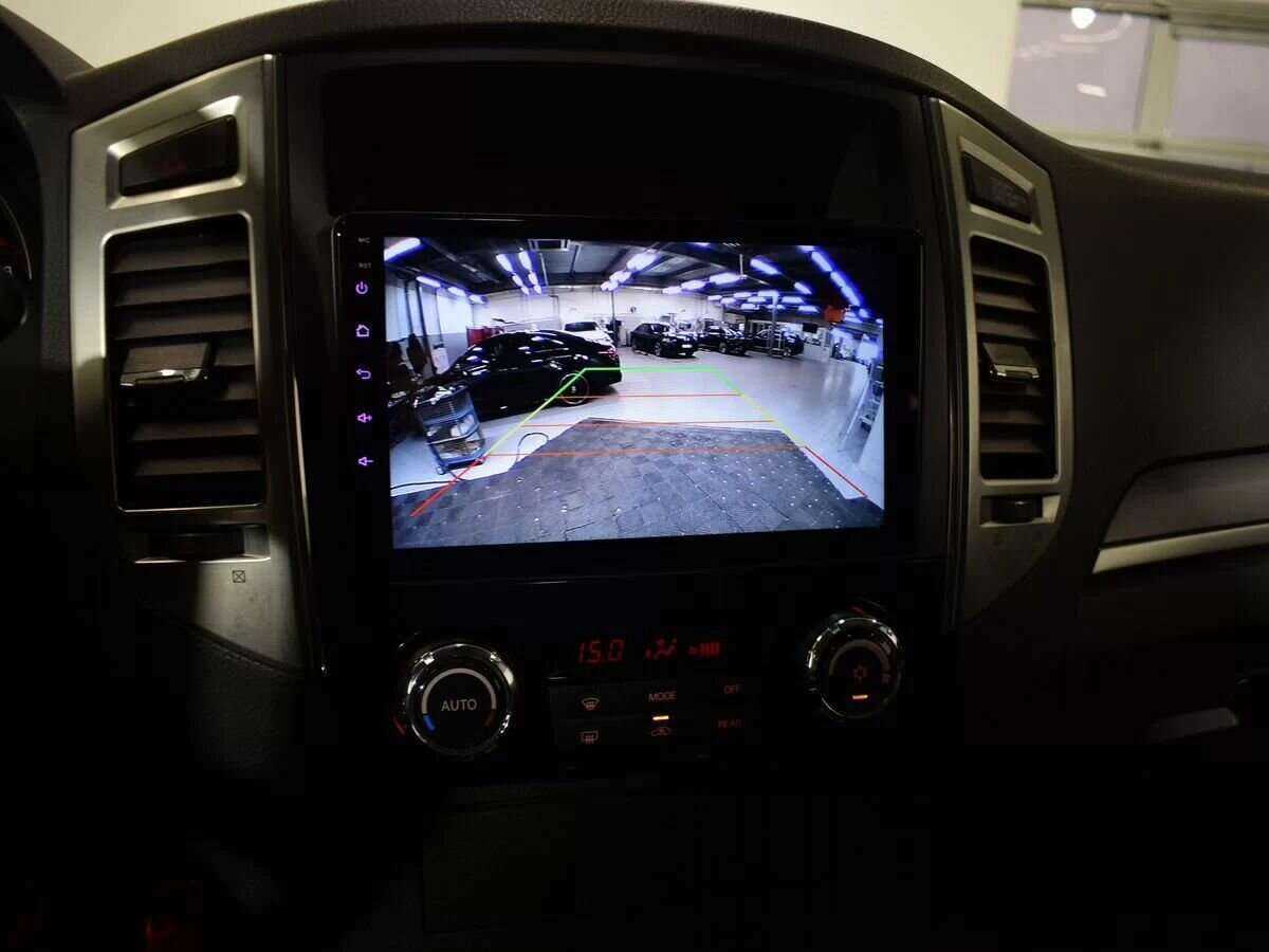 Mitsubishi Pajero, 2015 Фото №16